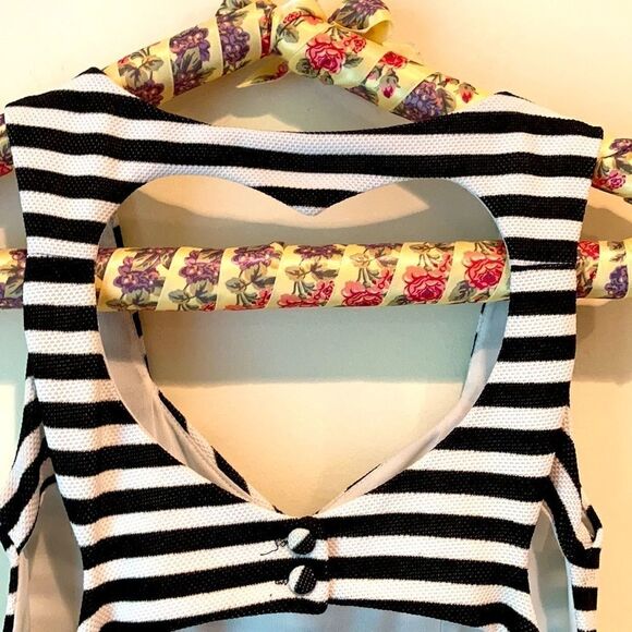 Poof Coulture Dress Size Small - Picture 4 of 4